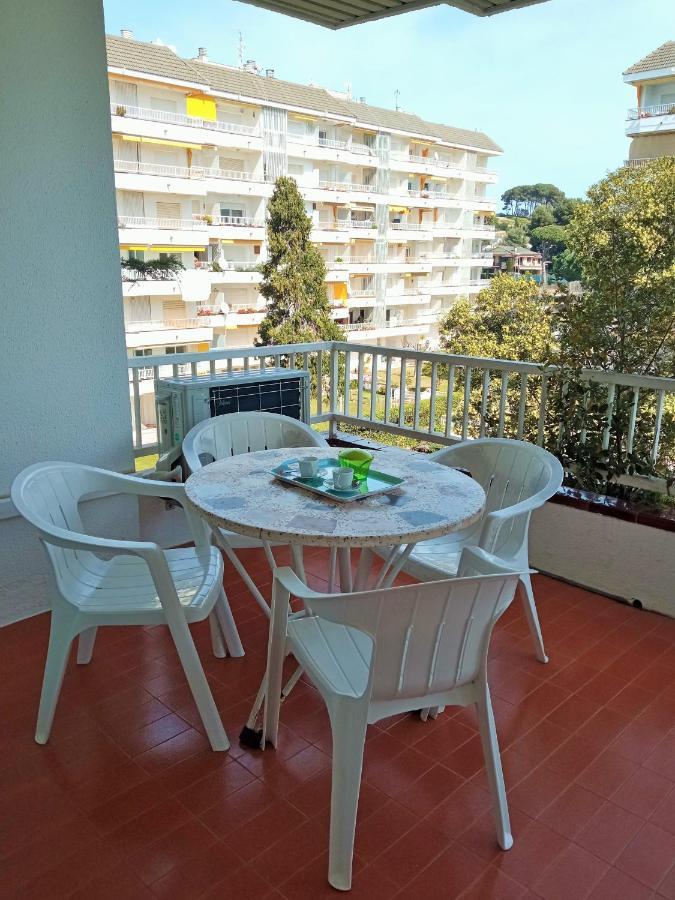 Apartamento Alessia Garden Λορέτ Ντε Μαρ Εξωτερικό φωτογραφία