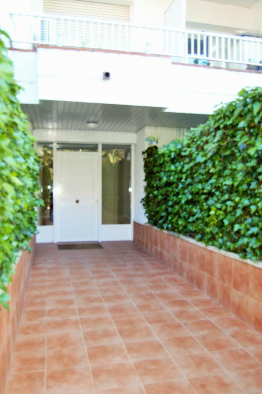 Apartamento Alessia Garden Λορέτ Ντε Μαρ Εξωτερικό φωτογραφία